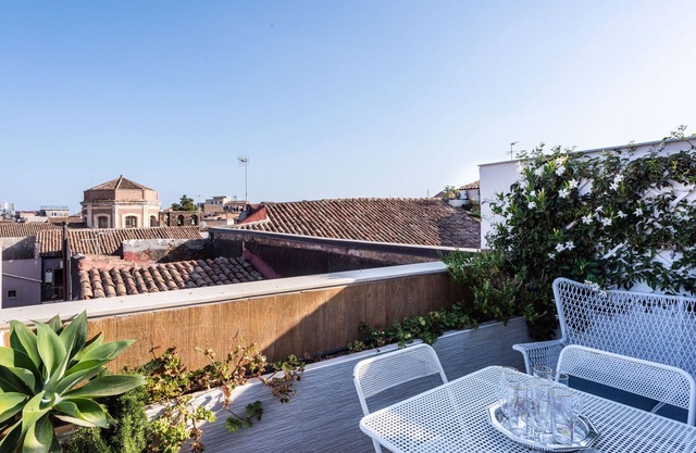 La perla del Duomo with Terrace by Wonderful Italy
