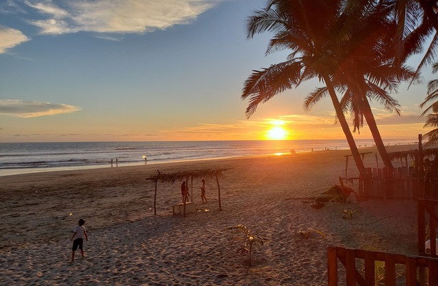 La Perla Playa Azul, Beachfront Bungalows, #2