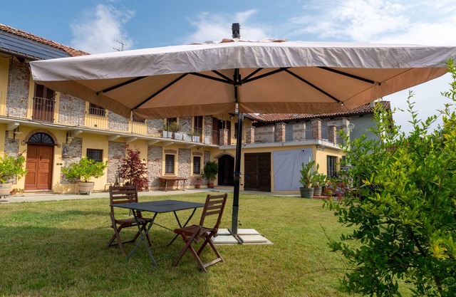 "La Picchiera" 1-room apartment with kitchen and garden, surrounded by vineyards
