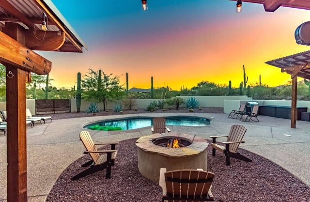 La Puerta Azul - Stunning Desert Retreat Pool / Spa