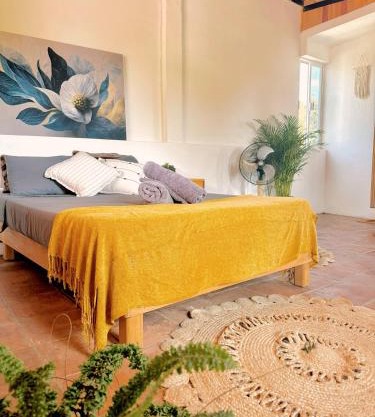 La Puntas Most Loved Studio with Terrace and Workspace
