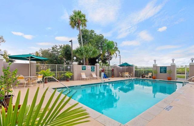 La Quinta by Wyndham Naples East (I-75)
