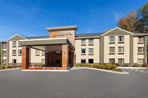 La Quinta by Wyndham Snellville - Stone Mountain
