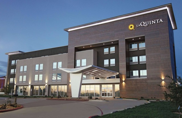 La Quinta Inn & Suites by Wyndham Amarillo Airport