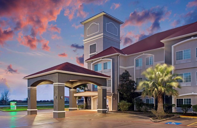 La Quinta Inn & Suites by Wyndham Fairfield TX