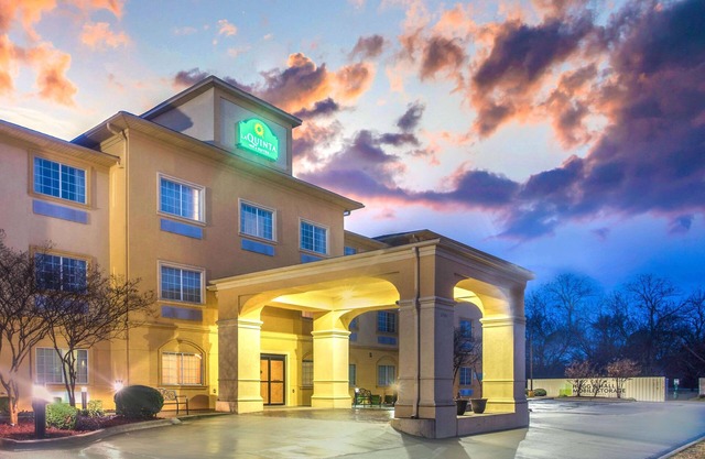 La Quinta Inn & Suites by Wyndham Fort Smith
