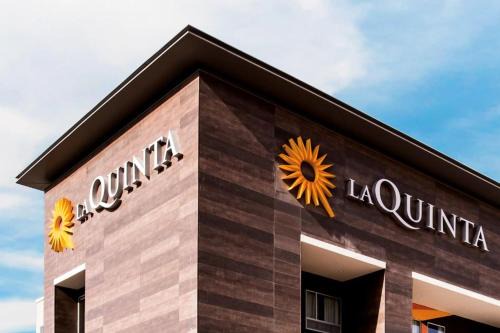 La Quinta Inn & Suites by Wyndham Sulphur Lake Charles