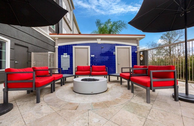 La Quinta Inn & Suites by Wyndham Alvin