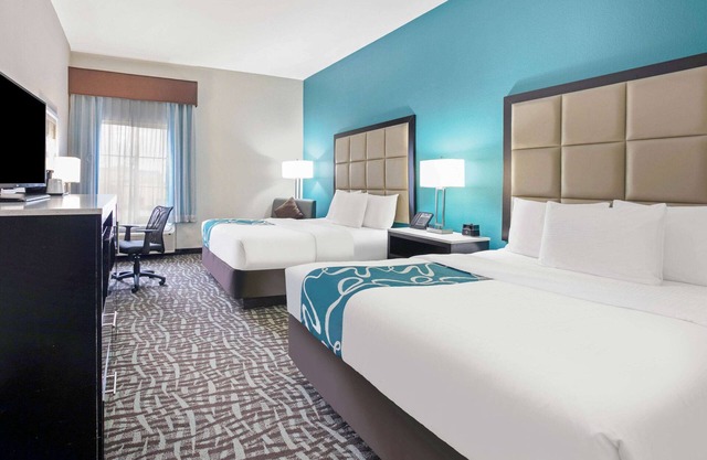 La Quinta Inn & Suites by Wyndham Paris