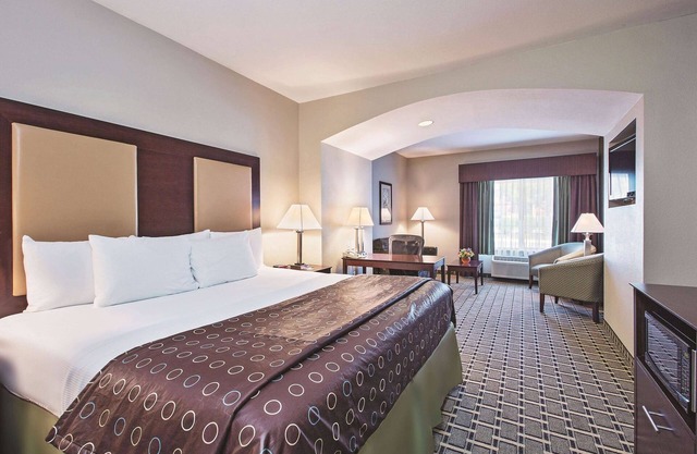 La Quinta Inn & Suites by Wyndham Lancaster