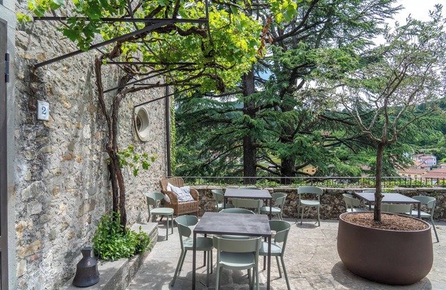 LA ROCCA DI CAMPORGIANO MAISON DU CHARME