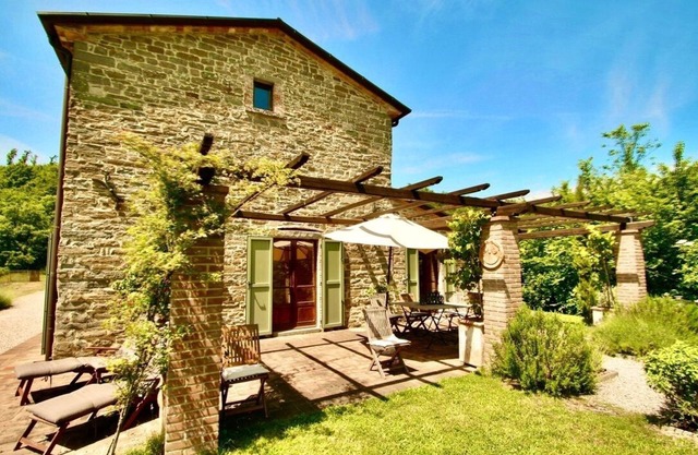 La Rondinaia: 3 Bett, 3 Bad schön präsentiert privates Haus Pool, gratis WiFi