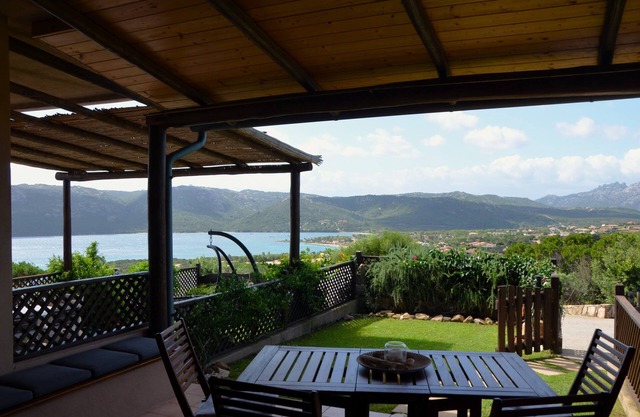 La Rosa dei Venti - Two-room apartment with sea view 5min beach Vena Longa / Porto Mannu