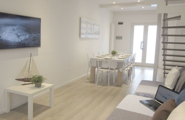 La Rosa dei Venti Ferienwohnungen & Villa in Cattolica Direkt am Strand (Adria)