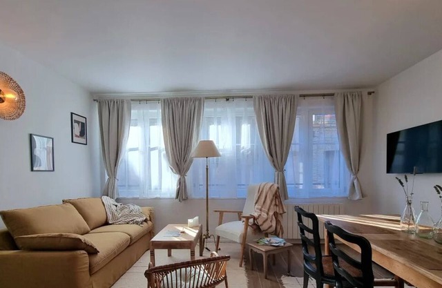 La Symphonie | Aufzug | Zentrum von Honfleur | 2 Personen