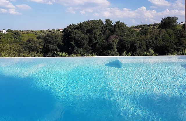 La Vecchia Cantina - Borgo Baccile von Vini Fantini