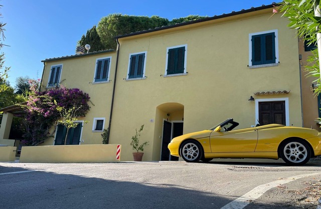 La Villa Gialla, 5 min. from the beach, for 5-6 pers. Beautiful and quiet location.