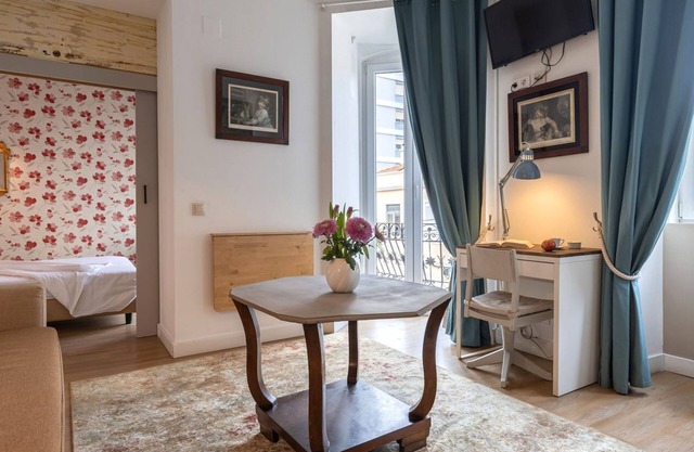 Labor Alliance Residence - Room 3 by LovelyStay