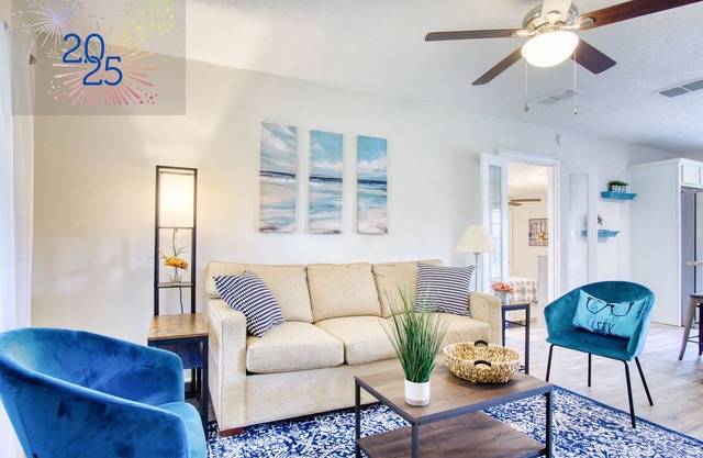 Summer Sale! Glam it Up Cottage 5min San Marco &Town~4BR