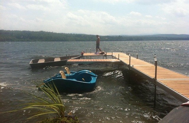 Lac Brome Lakefront Cottage! Buchungen für Winterliebhaber jetzt!