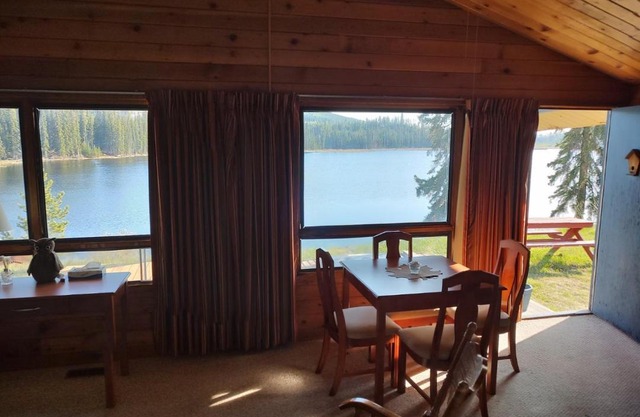 Lac Le Jeune Nature Resort