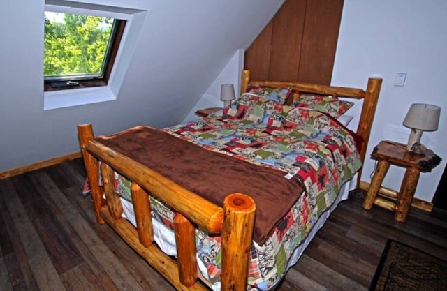 Lacy's Camp, Chalet in amazing Lincoln Pond with WiFi