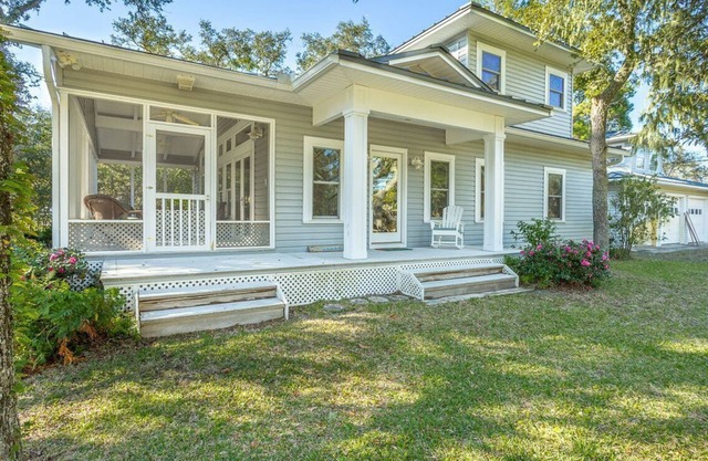 Ladderville Guest House auf "alten" St. Teresa Beach