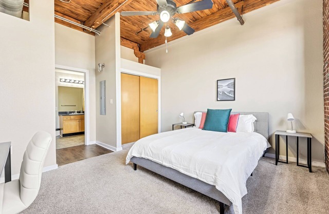 Lafayette 107 I Modern & Vintage 1Bd Apartment