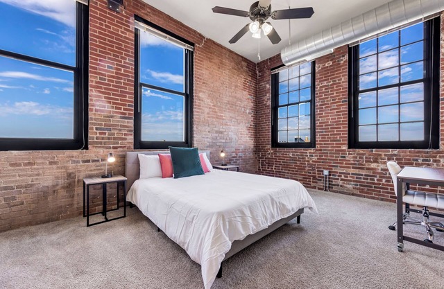 Lafayette 502 I Spacious and Cozy 1Bd/1Bd
