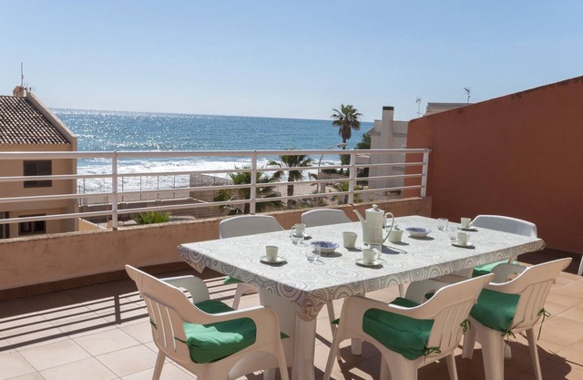 LAGO AZUL III - Apartment mit Terrasse und beeindruckendem Blick auf den Strand.
