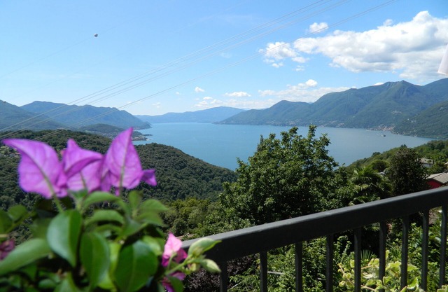 Ferienhaus am Lago Maggiore mit Blick auf den Vignone-See
