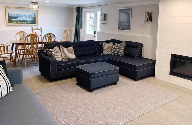 Lagoon basement apartment