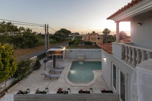 Lagoon & Deluxe Villa