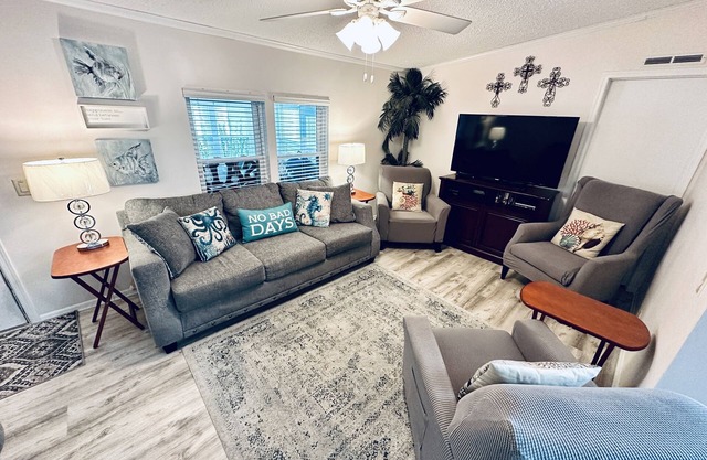 Laguna Beach Zuflucht! 2bed / 2bath ruhig deeded Strand!