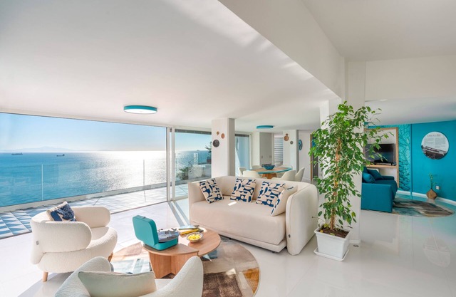Villa-Ensuite-Deluxe-Meerblick-Laguna Blu
