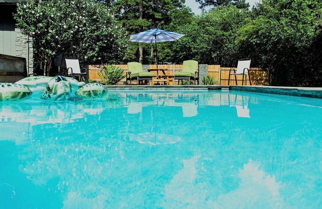 Lake Access Nearby! Heated Pool Seasonally;Guest House available-additional fee.