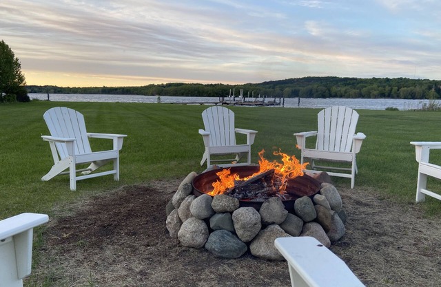 Lake Charlevoix Waterfront - 4BR, 1.5BA - Dock - 2 acre lot