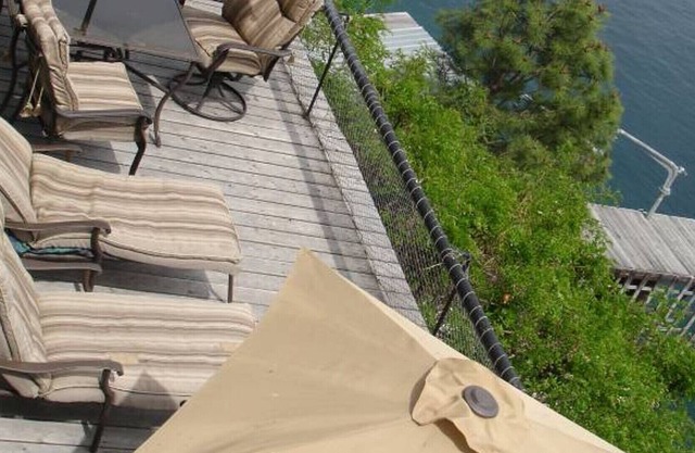 Lake Chelan Private Waterfront Home, Exclusive Docks & Moorage. Pets Welcome.