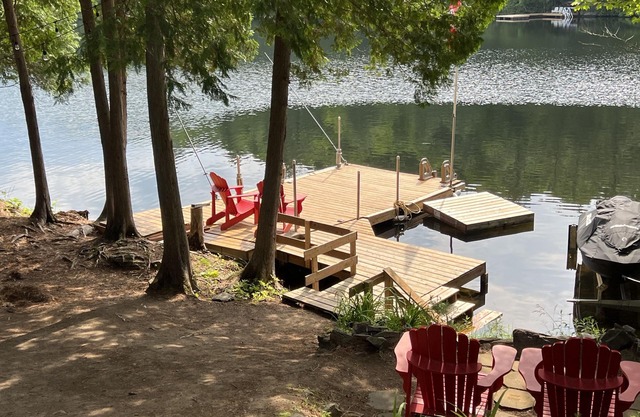 Lake Cottage/North Frontenac/All Season Getaway!