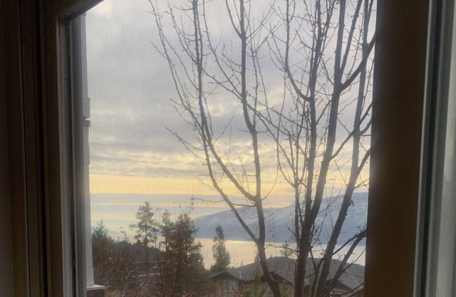Lake Country Living - Fresh Ideas With a Personal Touch!