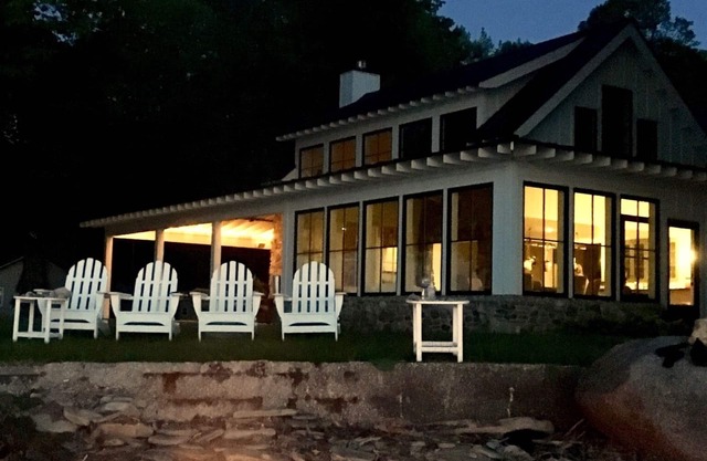 Lake Erie Lakefront Kundenspezifisches Cottage