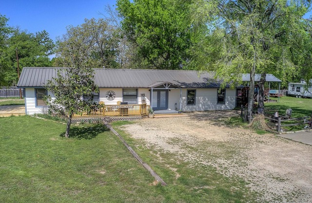 Lake Fork Haven, Lakefront Home!!