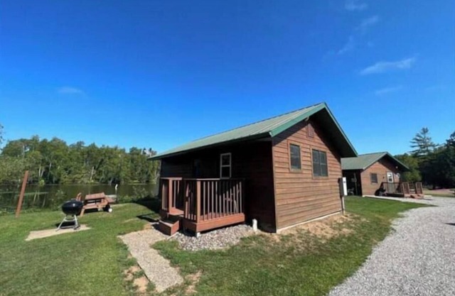 Cabin 2 The Duck Shack