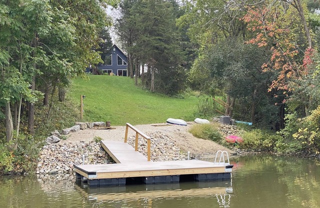 Lake Front Chalet in Catskill close to Skii Slopes