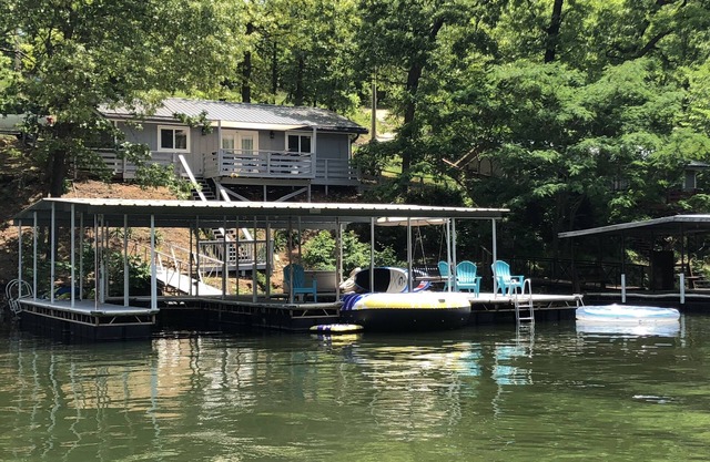 WATERFRONT Cottage auf "HGTV" für 10 Personen
