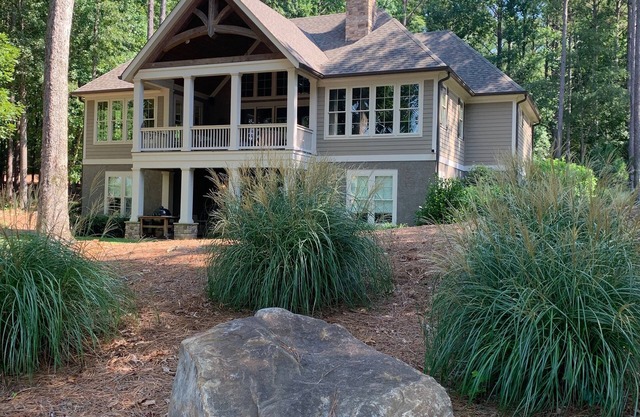 Lake front home in Reynolds Lake Oconee. Available Masters week.