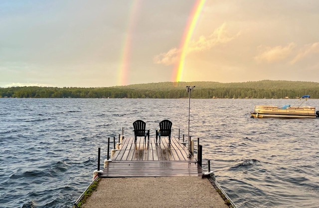 Lake Front Home on Long Lake with Beautiful Views of Mountains!