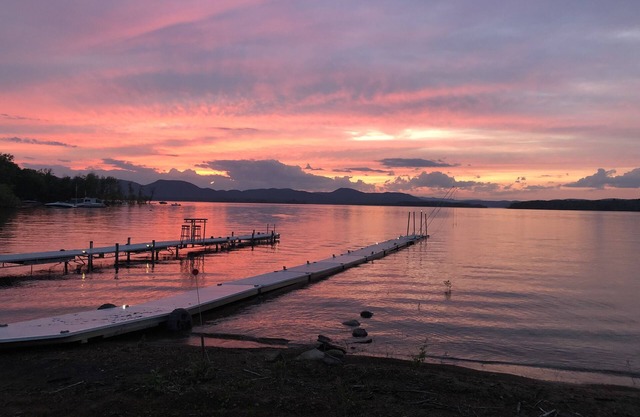 Lake Front Home with 100ft of direct beach access