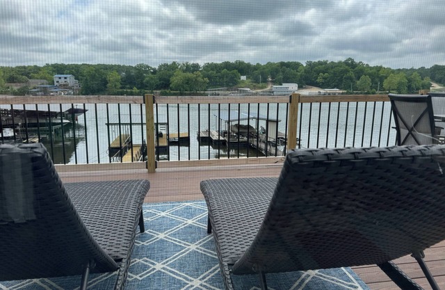 Lake Front Hot Tub Retreat