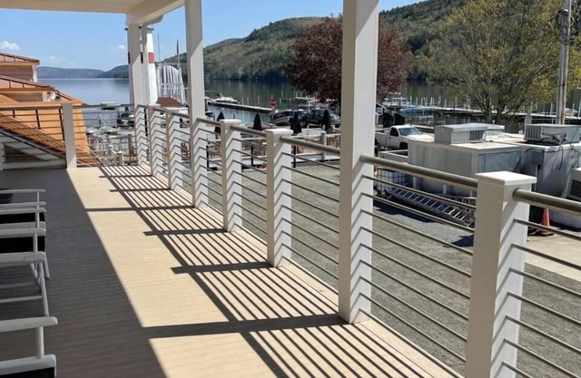Lake Front Hotel
